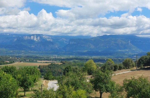 Maisonnette campagnarde avec vue sur Vercors