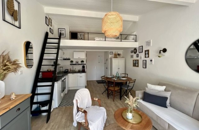 Maisonnette La Marie garden level air-conditioned