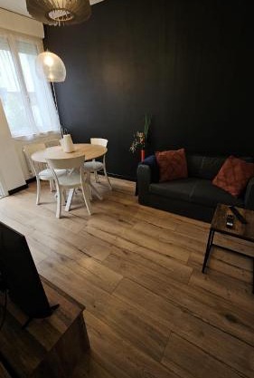 Maisonnette tout confort parking prive
