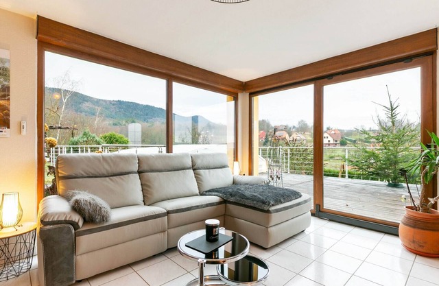 Majestic Holiday Home in Neubois with Private Pool