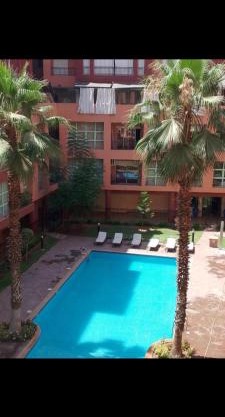 Majorelle Garden Family Apartment with swimming pool and cozy terrace