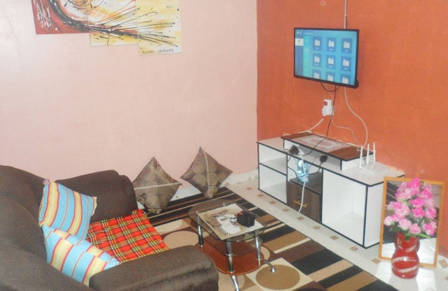 Makutano Home-Stay Furnished Apartment