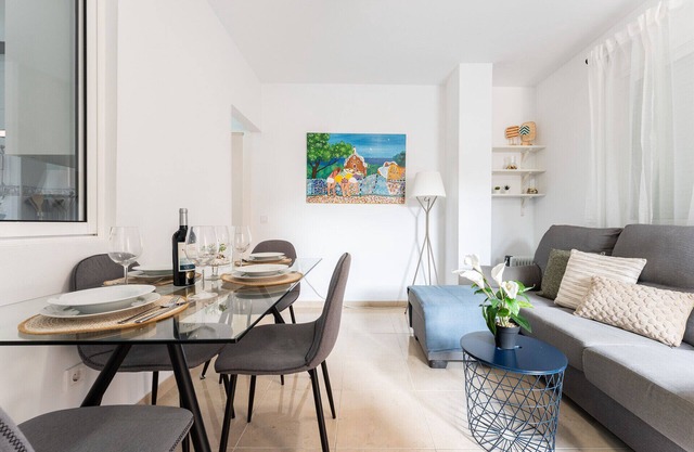 MalagaSuite Cozy 2 Bed Near Center