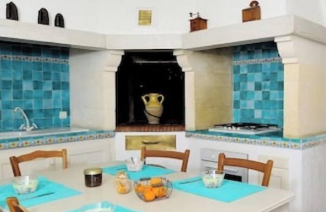 MANADE BLANC, Gîte for 9 PEOPLE