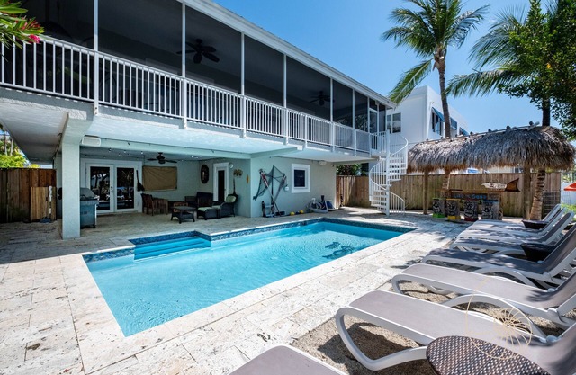 Manatee Manor ~ 3 Bedroom Island Home on Plantation Key with Pool & Dockage