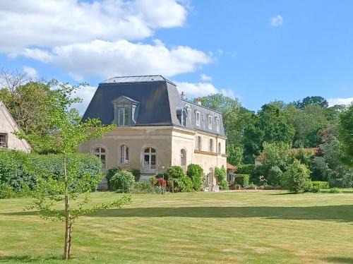 Manoir 19e vallée Chevreuse, 30km de Paris