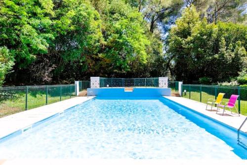 Manoir de Duke - piscine, parc arboré, clim, parking gratuit