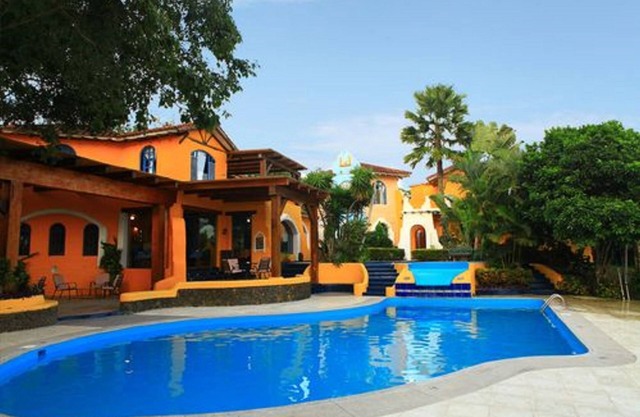 Mantaraya Lodge
