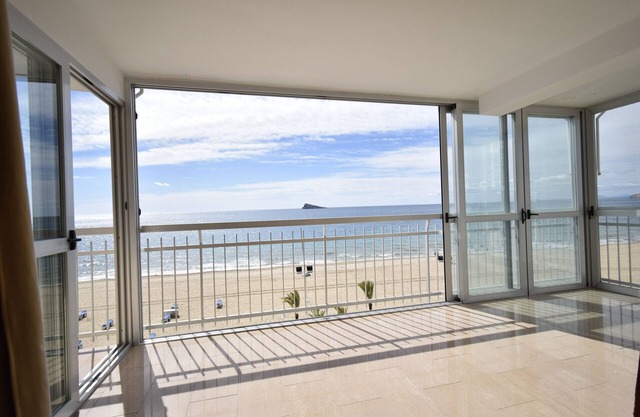 MAR Y VENT - SEA VIEW (3 BEDROOMS)