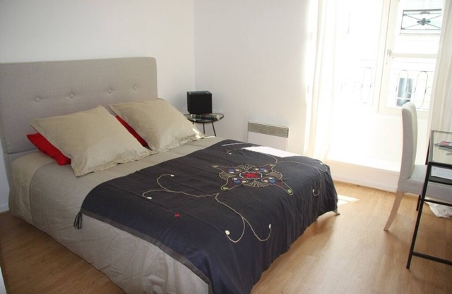 Marais heart: 1 bedroom in a 16th century building