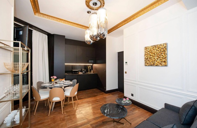 MARAIS PRESTIGE LUXUEUX A