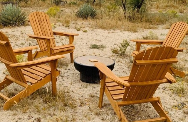 Marathon: Desert Oasis Retreat
