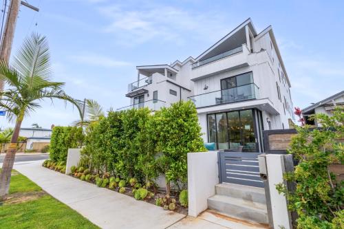 #Marbella Lane - Luxi 4BR Haven with Skyscape Views
