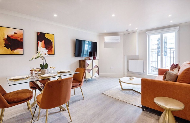 Marble Arch Suite 6-Hosted by Sweetstay