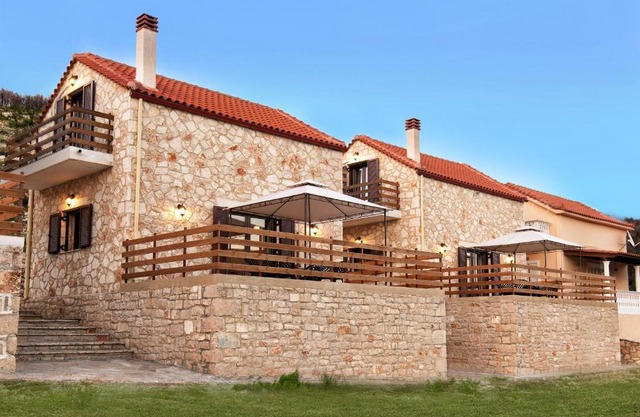 Maritina Houses