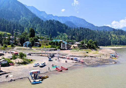 Markhor Resort Sharda