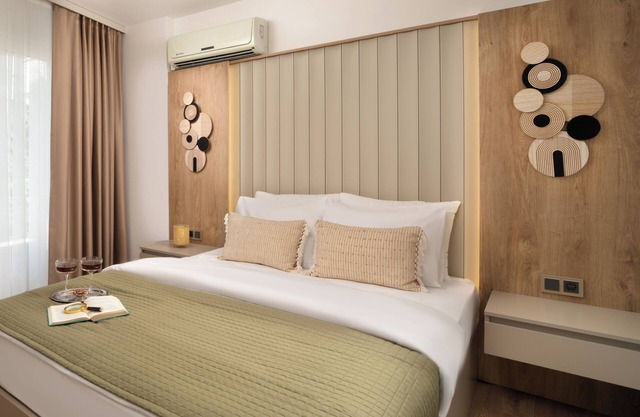 Marmada Suites