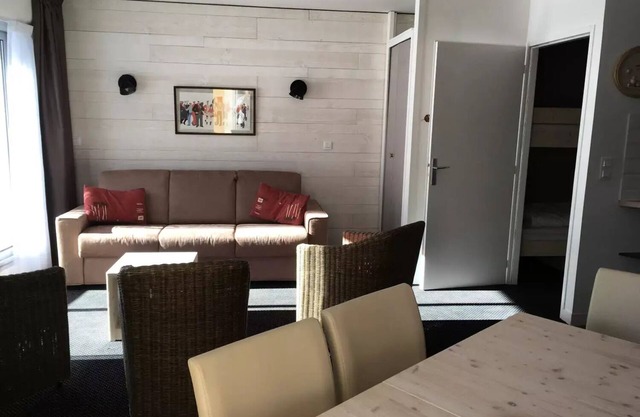MARMOTTES Residence - 2 Rooms for 8 People