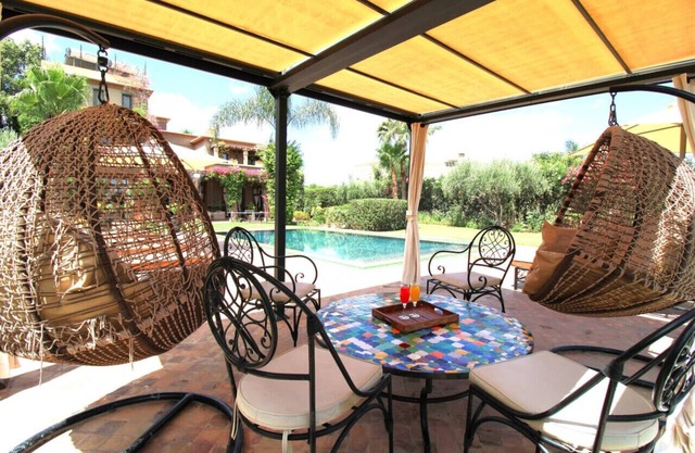 Marrakesh Villa With Private Pool, Chef & Driver !