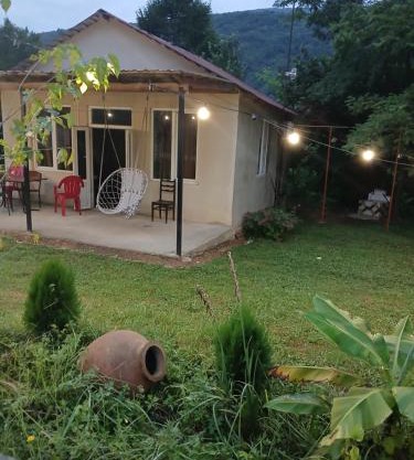 Martvili Canyon Cottage by the River