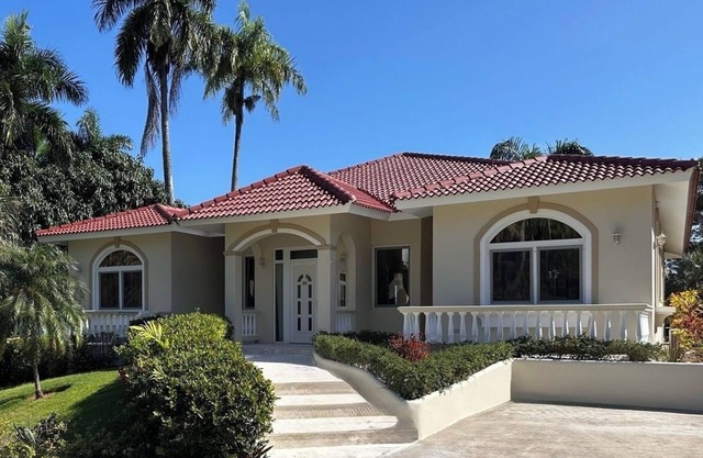 Marvellous Villa Residencial Hispañola Sosua, WIFI, Air Conditions, Jacuzzi