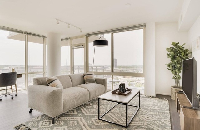 Marvelous Tysons Corner 2BR w/Fire Pit, steps to Mall, by Blueground