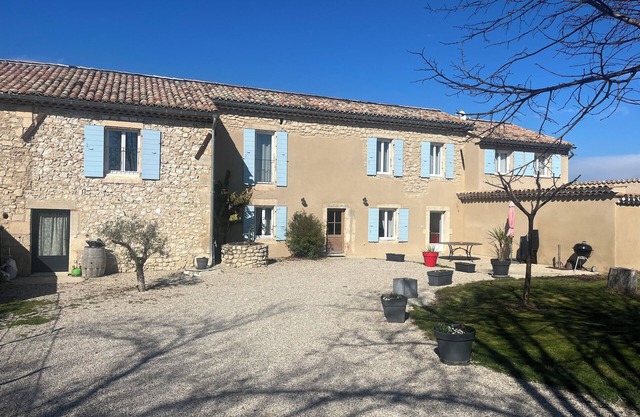 MAS DE LA BERRE SOUTH DROME AND GATEWAY TO ARDECHE, VAUCLUSE AND GARD
