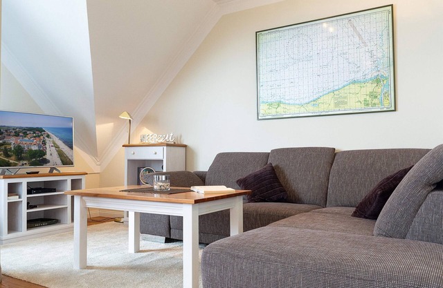 MB. 5 12 - Ocean View Apt. MB-512 .