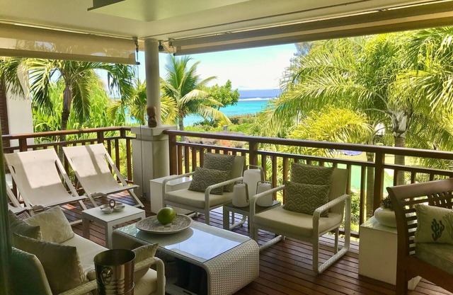 Meherio Beach Carlton- Tahiti - beachfront luxury residence & pool