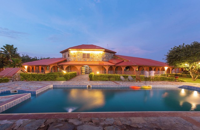 Mekandi Riverside Resort