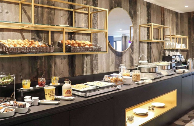 Mercure Pau Palais Sports