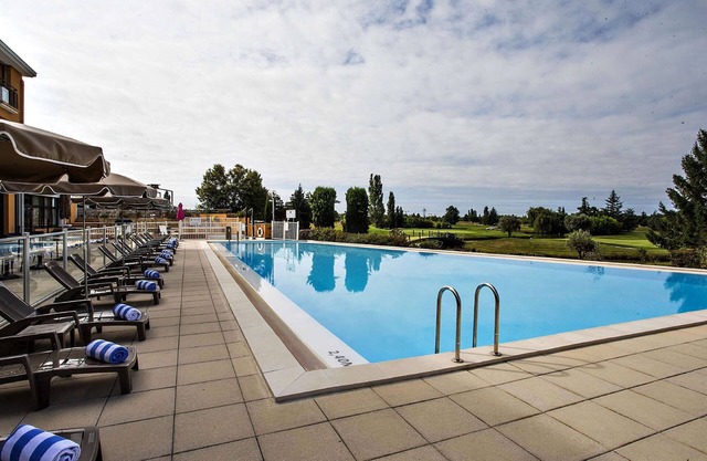 Mercure Toulouse Aeroport Golf de Seilh