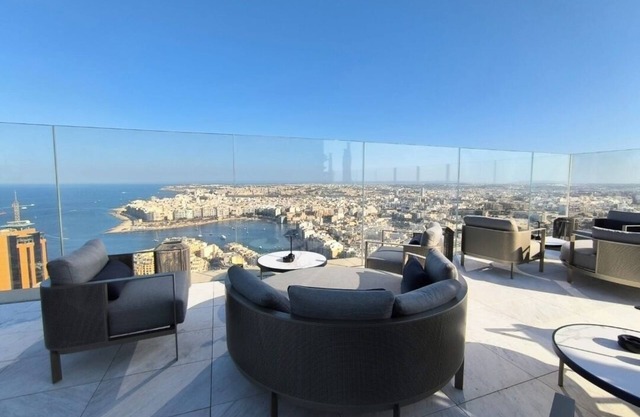 Mercury Tower 13thFloor Studio Panoramic Views in Iconic Zaha Hadid, St. Julians