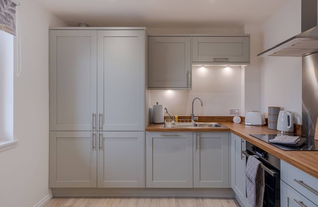 Merkland Stay - SJA Stays - Modern 2 Bed Apartment