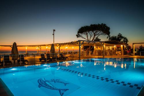 Mesogeios Hotel