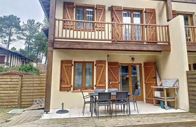 Messanges terraced house between beach and village