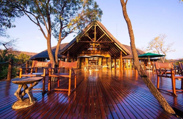 Metsi Lodge