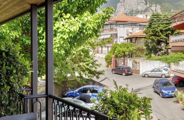 Meydani Suites