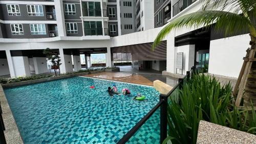 MH Platinum 2 COZY Fully Air-Con Suite