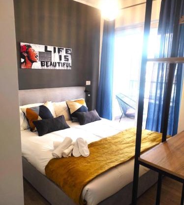 Michelangelo Airport Suite Room