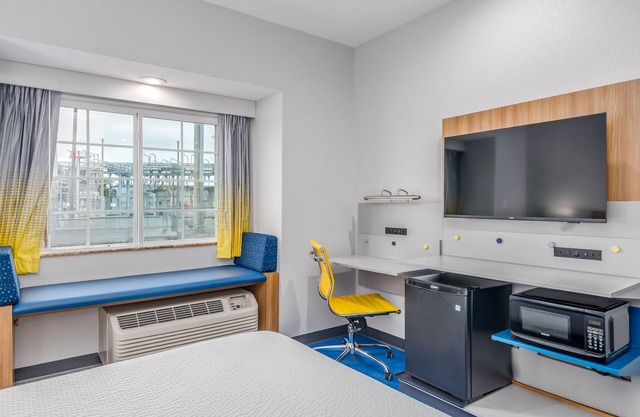 Microtel Inn & Suites by Wyndham Montgomery