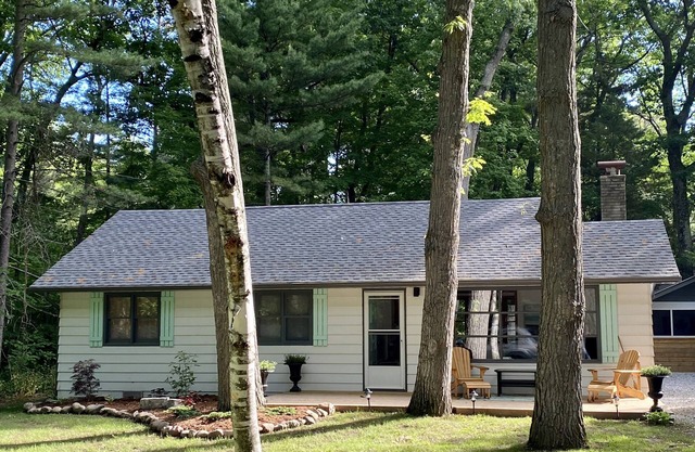Mid-Century Charm and Steps to Private Beach!