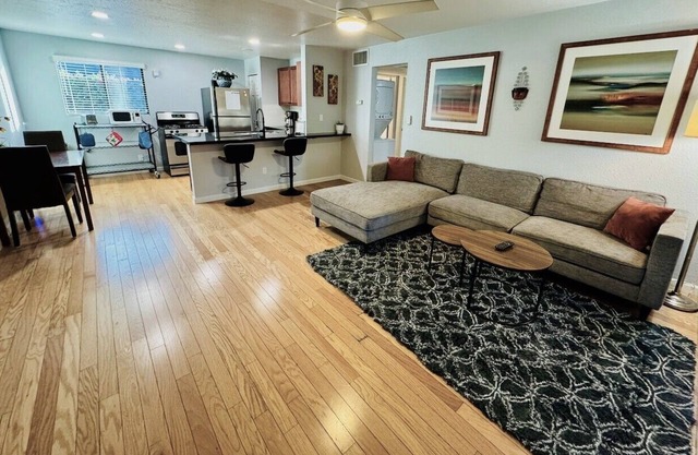 Mid Town 2 Bdrm Marvel