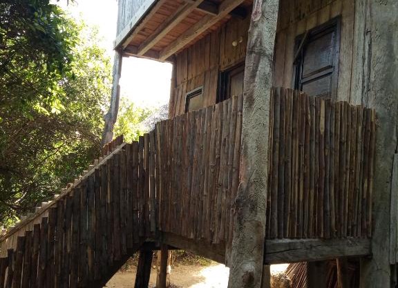 Mida Creek Eco Camp - cottage house