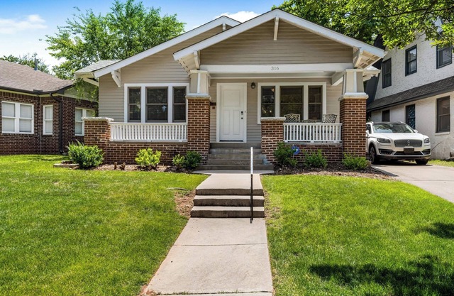 Midtown Historic Bungalow