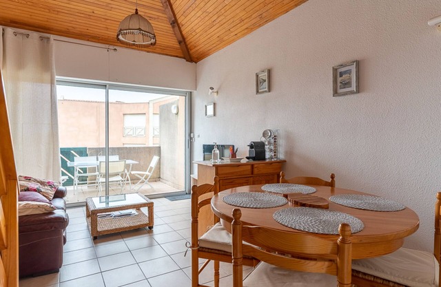 Mimizan Beach: T2 Mezzanine Apartment 2 stars, 4 ppl, ocean view, parking included