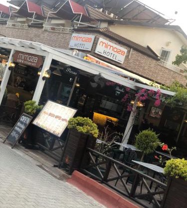 Mimoza Hotel