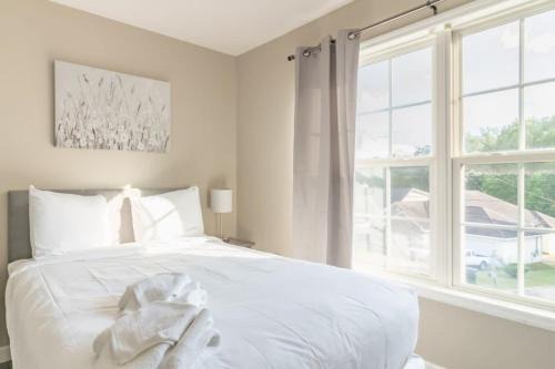 Minutes to Benning Two-Story Oasis Benning Bliss