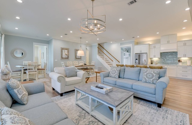Miramar Beach Getaway w/Pool Access & Fireplace!