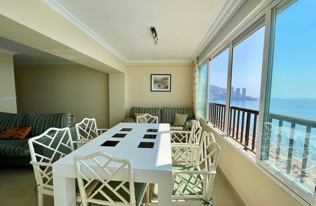 MIRAMAR SEAFRONT LEVANTE R093